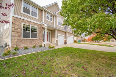 2826 147th St, Urbandale, IA 50323 - photo 2