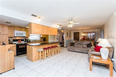 Spacious Family Room with Dining Room