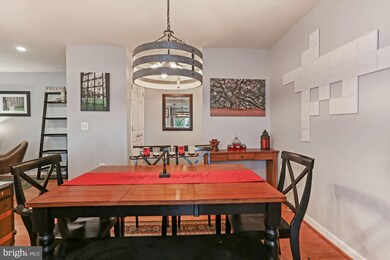 4069 S Four Mile Run Dr unit 403, Arlington, VA 22204 - photo 7