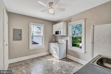 818 Highland Ave unit B, Palmyra, NJ 08065 - photo 6