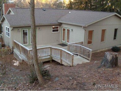 Back Deck with 2 Entrances