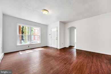 209 N York St, Pottstown, PA 19464 - photo 4