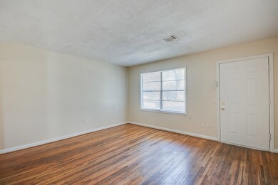 3742 Dreyfus St, Houston, TX 77021 - photo 4