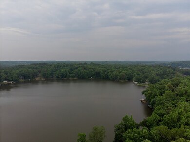 521 McFalls Cir, Anderson, SC 29621 - photo 2