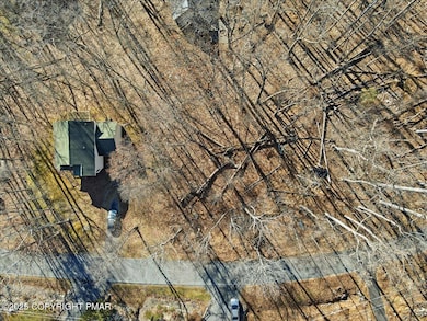 1667 Sec 7 Glasglow Dr, Bushkill, PA 18324 - photo 6