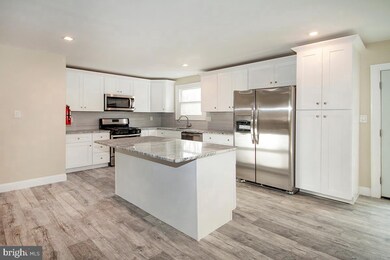 915 Hillside Dr, Atco, NJ 08004 - photo 4