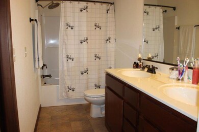 5412 Durant - Bath