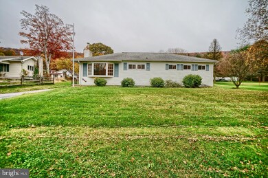 1054 Butter Ln, Reading, PA 19606 - photo 2