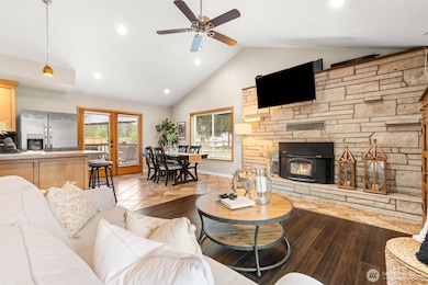 407 Leber St NE, Orting, WA 98360 - photo 7