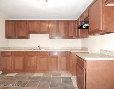 6869 Sonora Dr N, Jacksonville, FL 32244 - photo 3