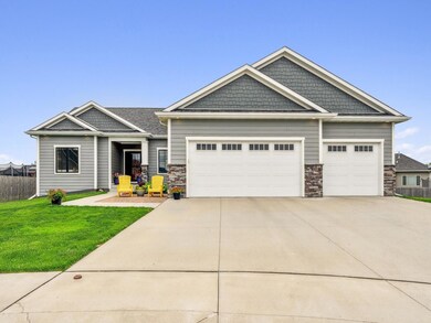 02_325HawthorneCir_2002_BrokerageWebsite