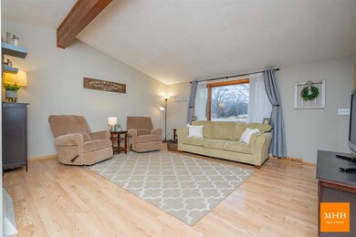 2633 Eller St, Cross Plains, WI 53528 - photo 5