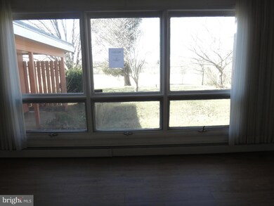 4689 Sands Rd, Harwood, MD 20776 - photo 4