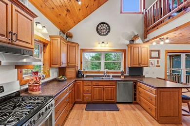 8840 Spring Lake Rd, Amherst, WI 54406 - photo 7