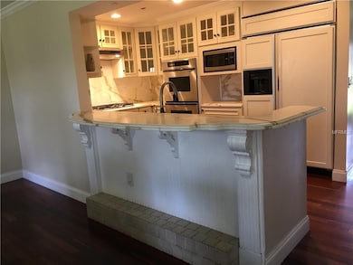 Breakfast Bar between Kitchen and Dining Area or Family Room