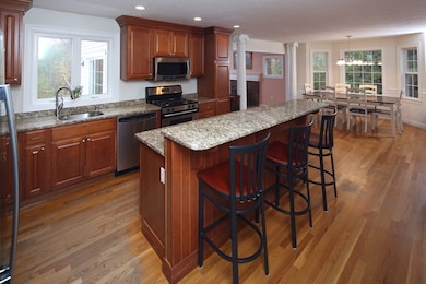 375 Webster St, Hanover, MA 02339 - photo 6