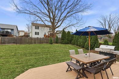 6733 Brookview Ln, Davenport, IA 52806 - photo 2