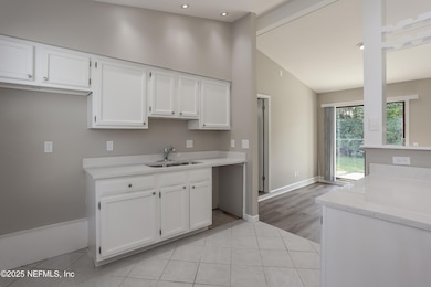 006-photo-kitchen-10038393