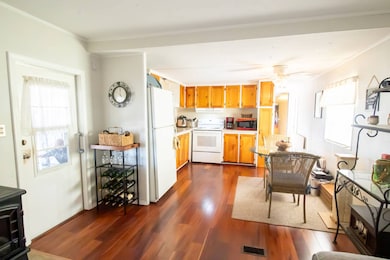 43 Charles Dr, Winter Haven, FL 33880 - photo 4