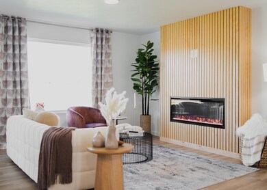 Charleston_HH Model (50 of 72)