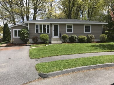 9 Hingham Rd, Worcester, MA 01606 - photo 3