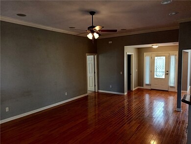 Spacious living room