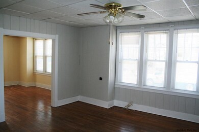 816 Lancaster St, Albany, NY 12203 - photo 5