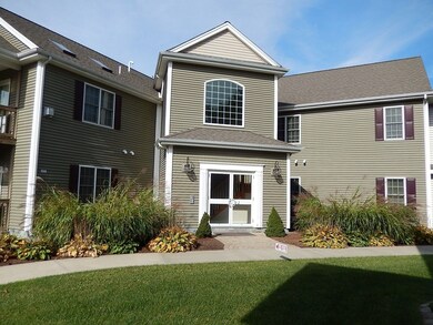 215 Longmeadow Rd unit 504, Taunton, MA 02780 - photo 2