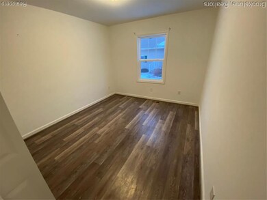 801 S 15th St unit 803, Saint Clair, MI 48079 - photo 7