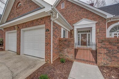 126 Columns Cir, Shelby, NC 28150 - photo 2