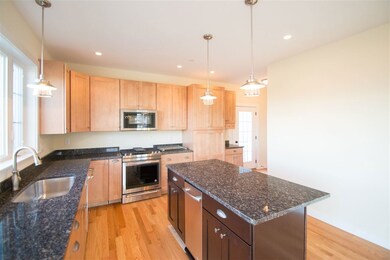 101 Langdon St unit 3, Portsmouth, NH 03801 - photo 6