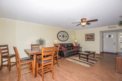 Breakfast Room-Family Room