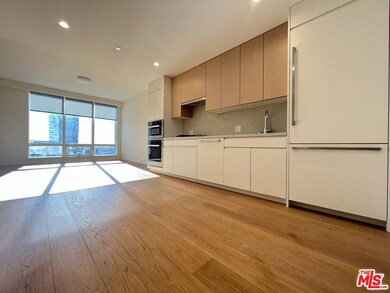 Metropolis Los Angeles - Tower I unit 2610, Los Angeles, CA 90017 - photo 4