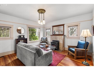 606 D St, Springfield, OR 97477 - photo 7