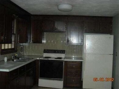 25 Little Tree Ln, Bellingham, MA 02019 - photo 4