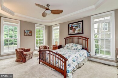 2302 Lake Forest Dr, Upper Marlboro, MD 20774 - photo 4