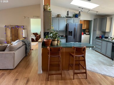 1143 Jasper Ln, Mosier, OR 97040 - photo 7