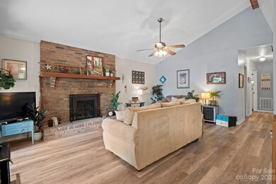 851 Mckinney Rd, Burnsville, NC 28714 - photo 5