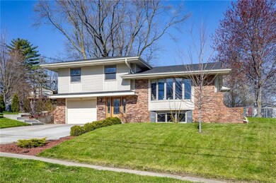 754 34th St, West Des Moines, IA 50265 - photo 2