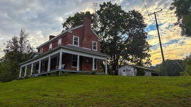 61 Caprine Ln, Independence, VA 24348 - photo 5