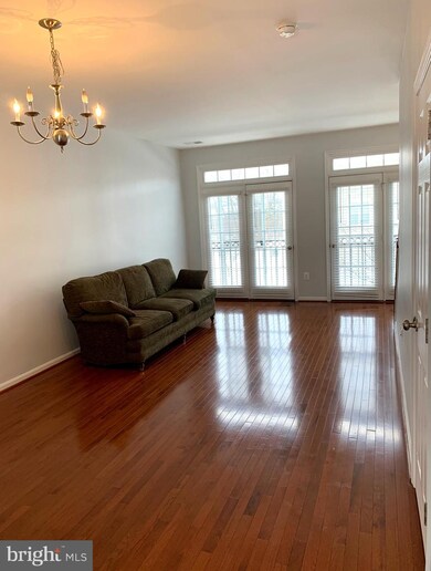 15638 John Diskin Cir, Woodbridge, VA 22191 - photo 7