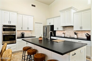 10270 E Jasmine Dr, Scottsdale, AZ 85255 - photo 2