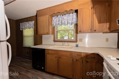 170 Devon Ln, Statesville, NC 28625 - photo 7