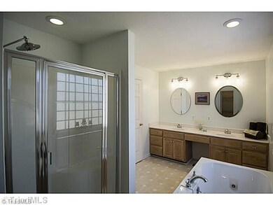 123 Fairgate Dr, Statesville, NC 28625 - photo 5