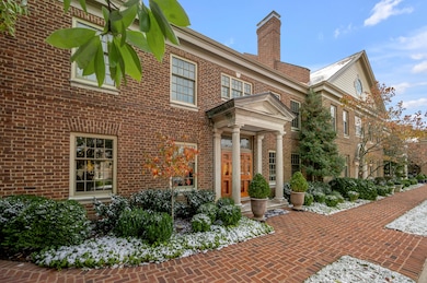 100 Idle Hour Dr unit 10, Lexington, KY 40502 - photo 4