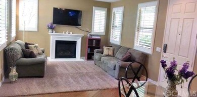 Welcome to your beautiful living room with plantat