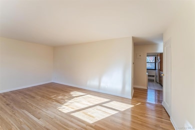123 15th St unit A-1, Garden City, NY 11530 - photo 3