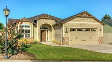 1479 Foxwood Dr, Medford, OR 97504 - photo 2