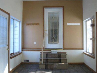 4422 Naomi Dr, Toledo, OH 43623 - photo 4