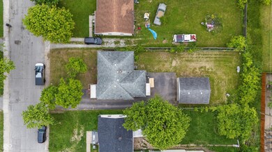 3615 N Dequincy St, Indianapolis, IN 46218 - photo 4